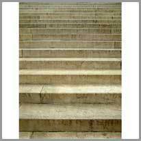 l‘escalier (m.)